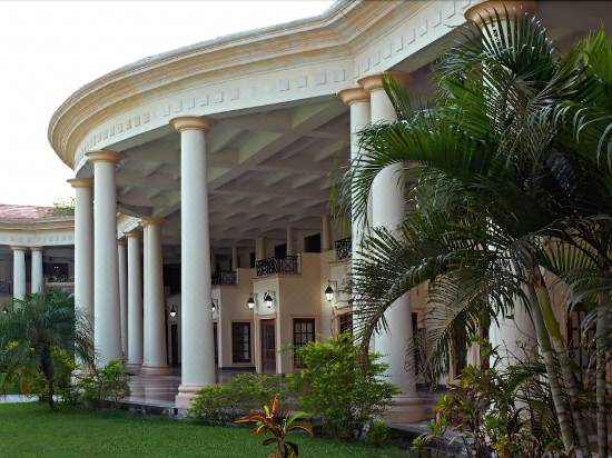 The Lake Land Country Club Residency Hotel Reviews And Room Rates