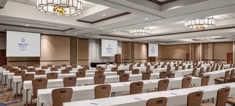 阿纳海姆加登格罗夫万豪德尔塔酒店(Delta Hotels Anaheim Garden Grove)图片