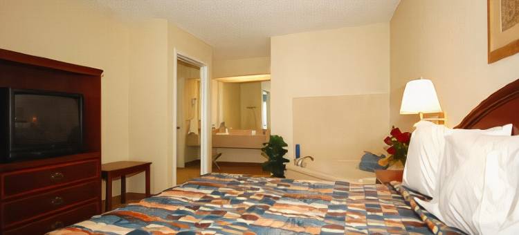 林代尔贝斯特韦斯特酒店(Best Western Lindale Inn)图片