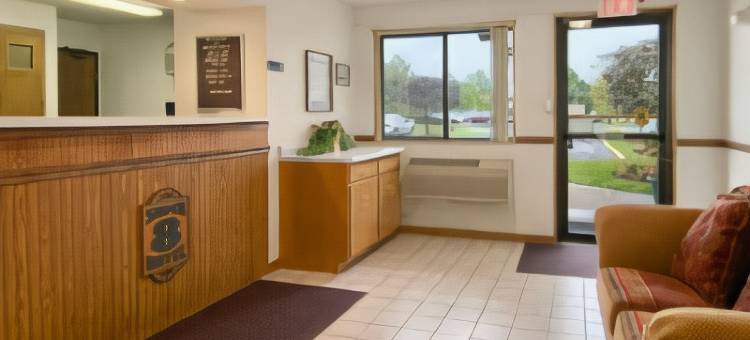 门特-克利夫兰地区温德姆速8酒店(Super 8 by Wyndham Mentor/Cleveland Area)图片