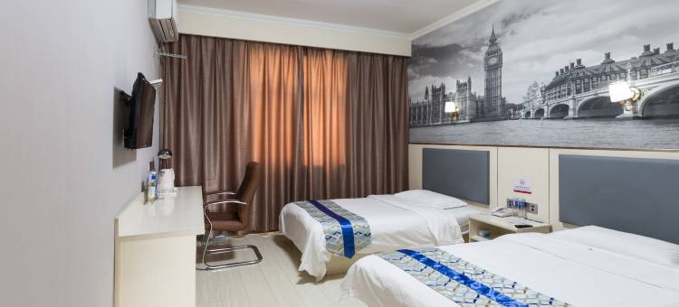 速8酒店(连云港解放东路万达店)图片