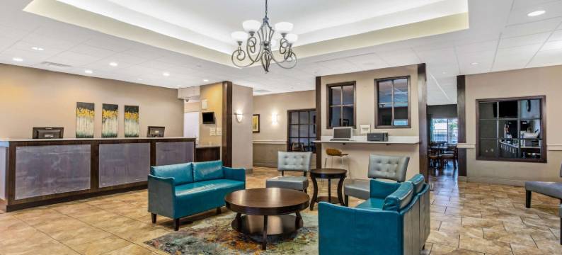 比洛克西拉昆塔温德姆套房酒店(La Quinta Inn & Suites by Wyndham Biloxi)图片