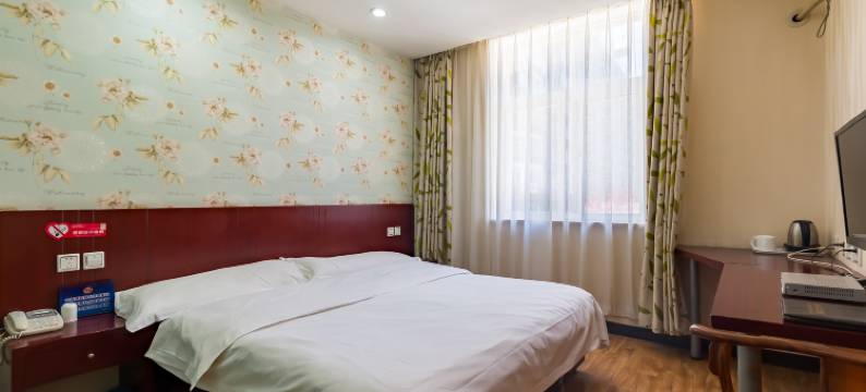 嘉年华宾馆(北京清河小营桥地铁站万象汇店)图片