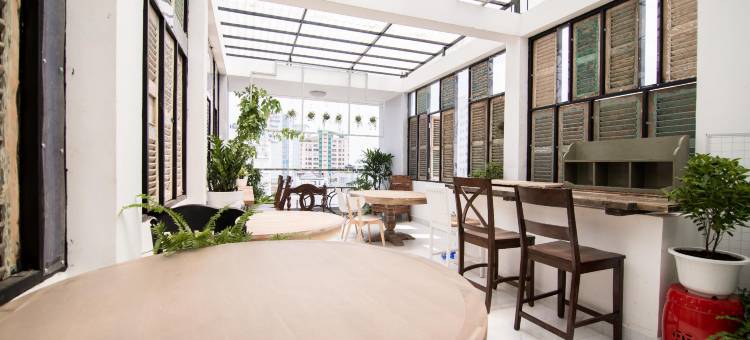 瑞德多兹酒店 - 近西贡动物园(RedDoorz Near Saigon Zoo)图片