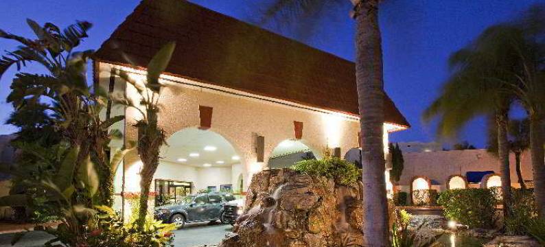 梅因盖特湖边度假酒店(Maingate Lakeside Resort)图片