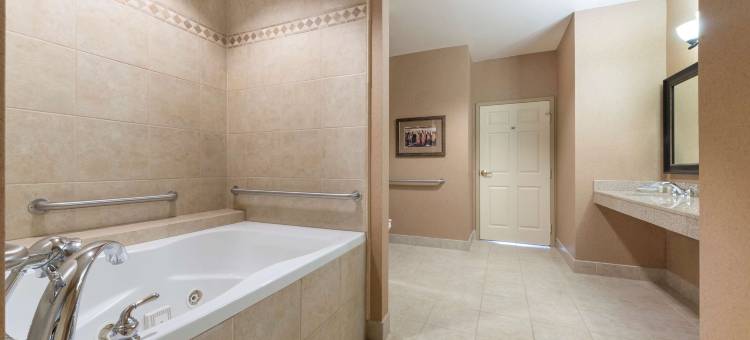 Big Country Hotel & Suites, SureStay Collection by BW图片