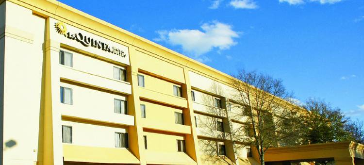 罗利达勒姆机场凯艺套房酒店(Quality Inn & Suites Raleigh Durham Airport)图片