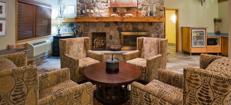 亚历山大美吟温德姆酒店(AmericInn by Wyndham Alexandria)图片