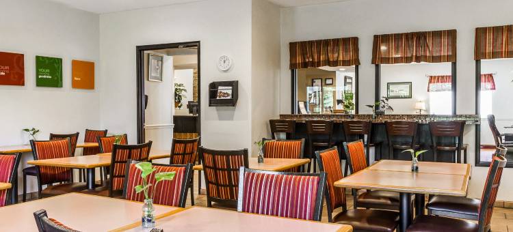 舒适酒店-埃尔斯沃思巴尔港(Comfort Inn Ellsworth - Bar Harbor)图片