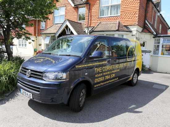 corner house hotel gatwick