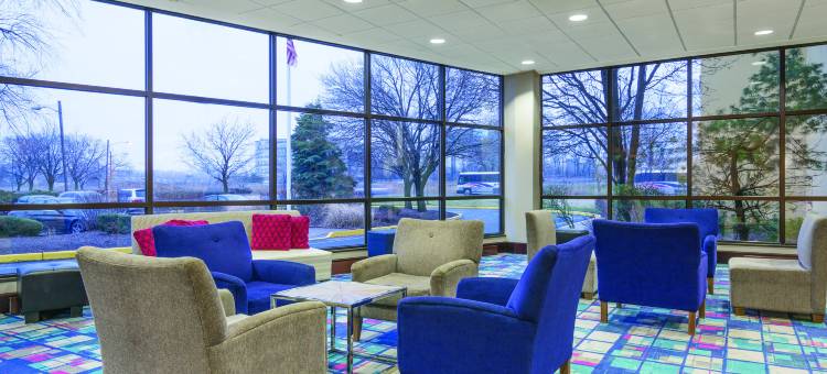 西考克斯梅多兰兹拉昆塔温德姆套房酒店(La Quinta by Wyndham Secaucus Meadowlands)图片