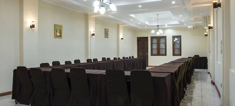 莲花万隆会议咖啡厅酒店(Lotus Bandung)图片