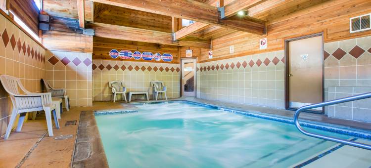 凯艺酒店-近马默斯山滑雪度假村(Quality Inn Near Mammoth Mountain Ski Resort)图片