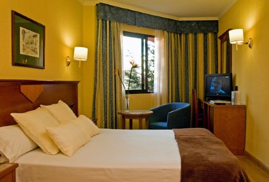 Porcel Alixares Hotel Overview