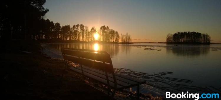 凯文尼门蒂拉II别墅(Koivuniemen Tila II)图片