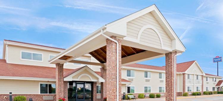 奥萨布勒河附近奥斯科达美吟温德姆酒店(AmericInn by Wyndham Oscoda Near AuSable River)图片