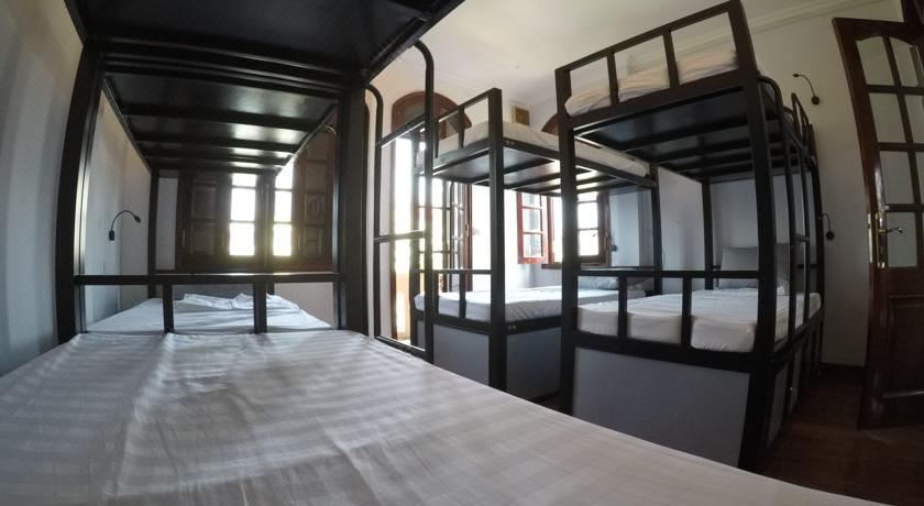 Bubba Bed Hostel Hotel Reviews And Room Rates - 