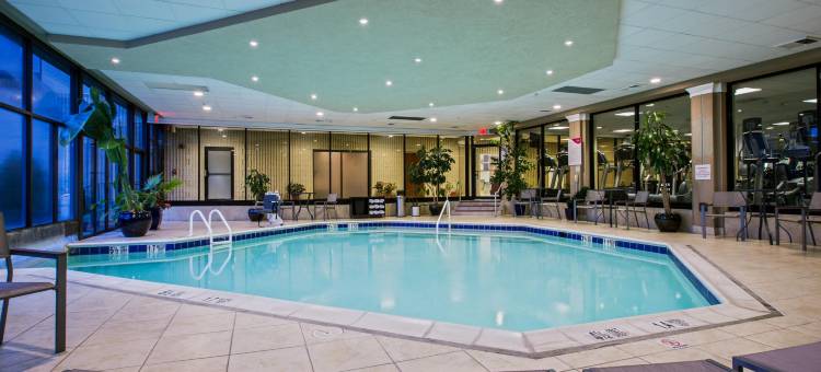 纽瓦克国际机场皇冠假日酒店(Crowne Plaza Newark Airport)图片