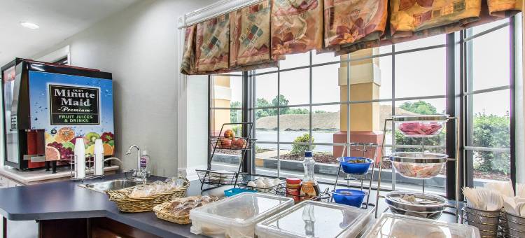 伊康旅馆(Econo Lodge)图片