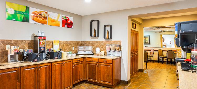 米切尔 I-90 康铂酒店(Quality Inn Mitchell I-90)图片