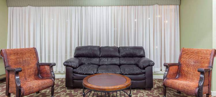 简单奖励宾馆(Simple Rewards Inn)图片