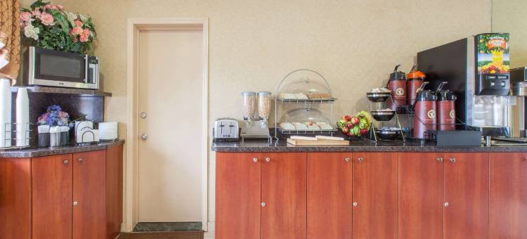 南安博伊骑士酒店(Knights Inn South Amboy)图片