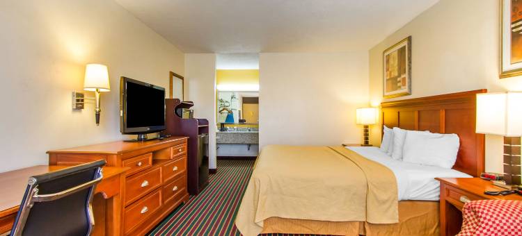 戴尔斯堡I-155凯艺酒店(Quality Inn Dyersburg I-155)图片