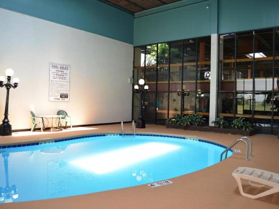 The Clarion Inn Elk City Hotel Reviews And Room Rates Trip Com