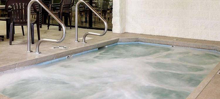 俾斯麦美茵斯坦套房酒店(MainStay Suites Bismarck)图片