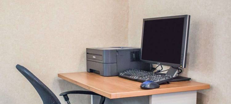 布蓝兹维克里夫兰南凯艺酒店(Quality Inn Brunswick Cleveland South)图片