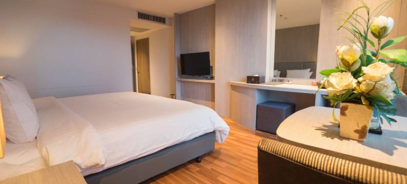 新季节广场酒店(New Season Square Hotel)图片