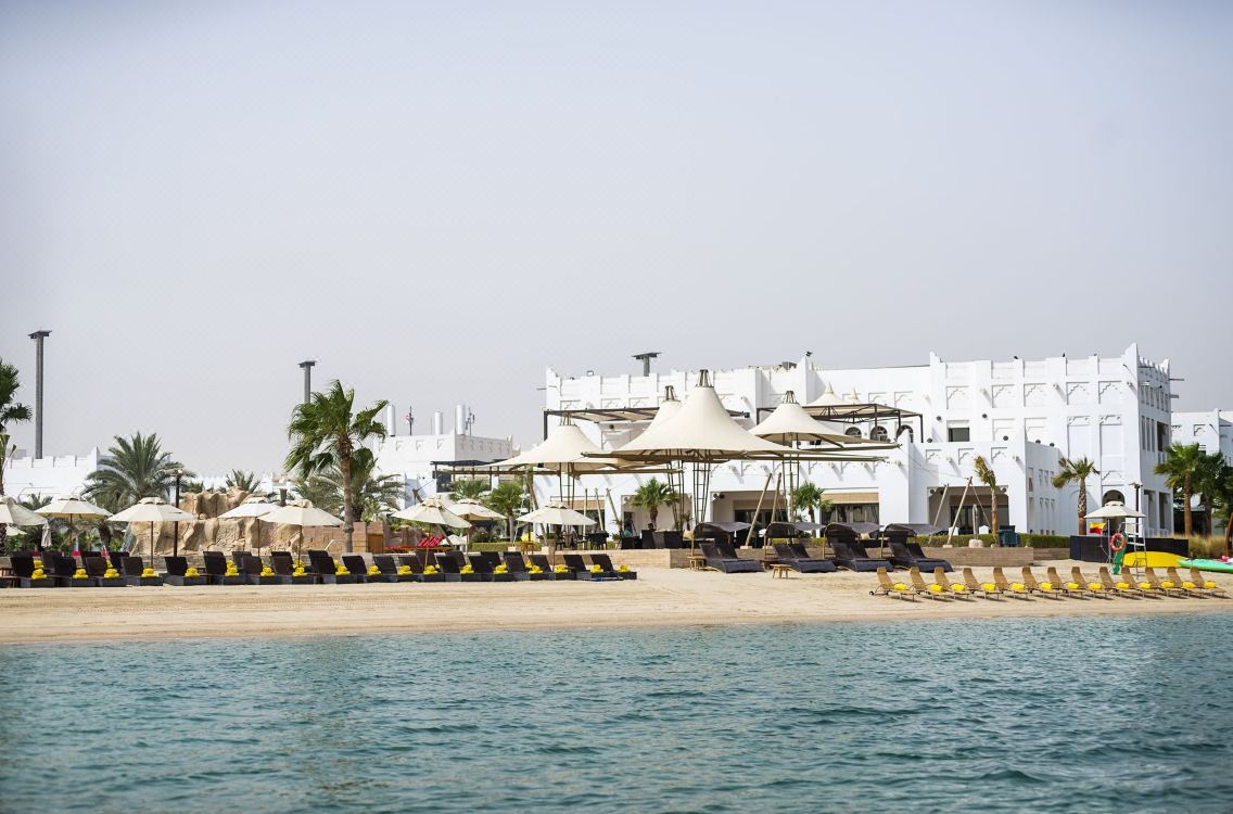 Sharq village. Банановый остров Катар. Ritz Carlton 5* Оман. Эль-Хаур Катар пляжи.