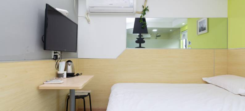 易佰酒店(上海浦东临港大学城店)图片