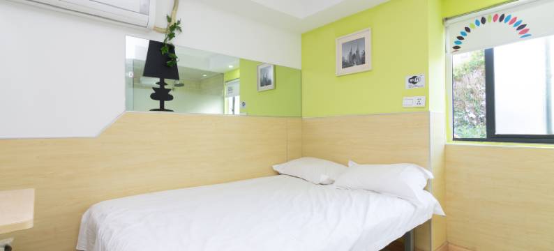 易佰酒店(上海浦东临港大学城店)图片