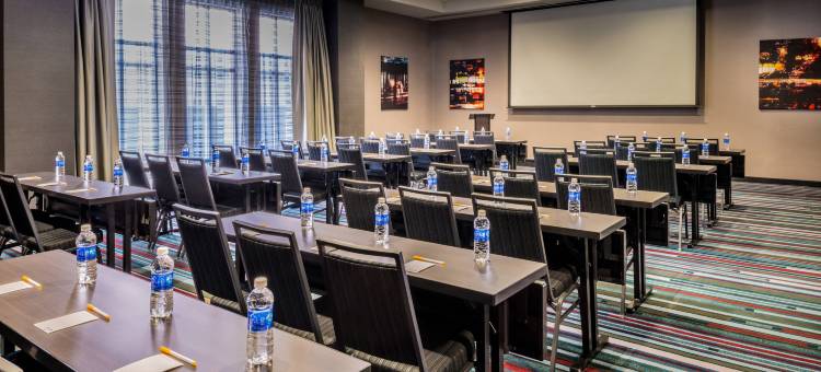 威尔明顿市中心/历史区万怡酒店(Courtyard Wilmington Downtown/Historic District)图片