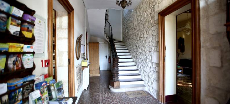 勒斯赛德雷斯(Logis Hôtel - Restaurant Résidence les Cèdres)图片