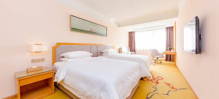 维也纳3好酒店(济南蓝翔路泉利汽配城店)图片