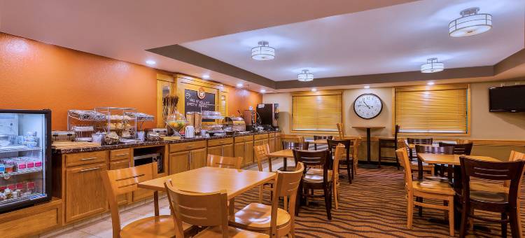 阿尔戈纳美吟温德姆酒店(AmericInn by Wyndham Algona)图片