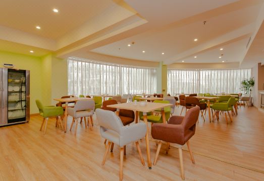 Suining Lianzi Hotel (Suining CBD Pedestrian Street store)Hotel Overview