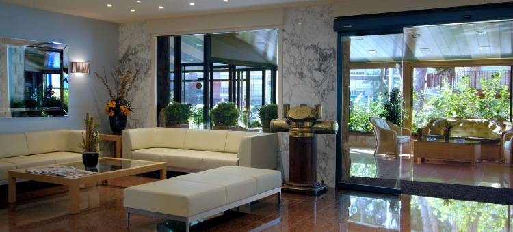 地中海贝斯特韦斯特酒店(Best Western Hotel Mediterraneo, Castelldefels)图片