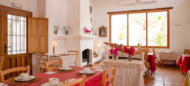 马雷诺斯农庄罗吉斯膳宿旅馆(Cortijo Los Malenos)图片