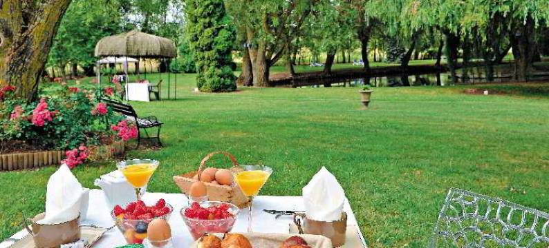 鲁雷特区(Domaine de Roullet)图片