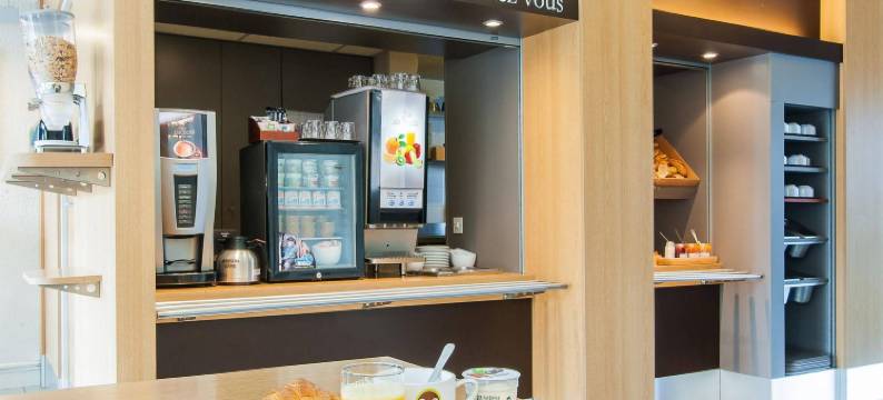 波尔多洛尔蒙民宿酒店(B&B Hotel Bordeaux Lormont)图片