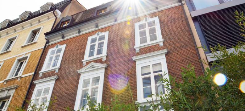 机场线独特服务式生活(Unique Serviced Living at Airport Line)图片