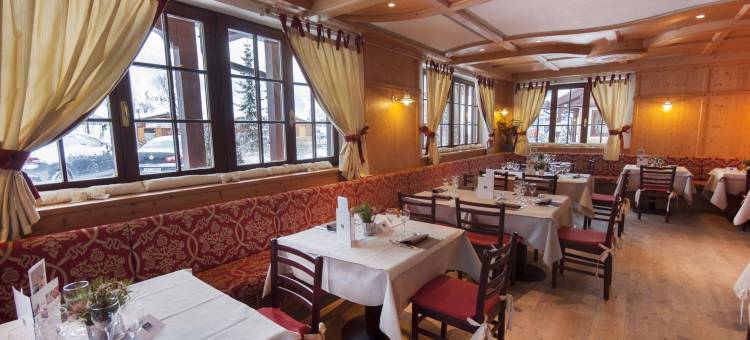 高尔夫酒店(Golf Hotel)图片