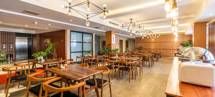 伊川帝宝酒店图片