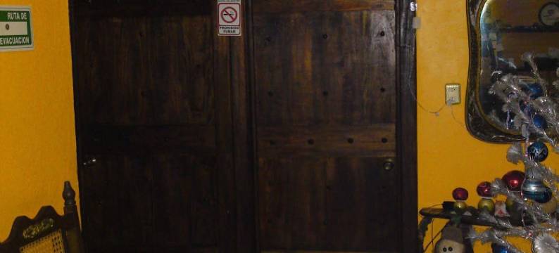 德尔蒙卡尤昆塔青年旅舍(Hotel Hostal Del Moncayo)图片