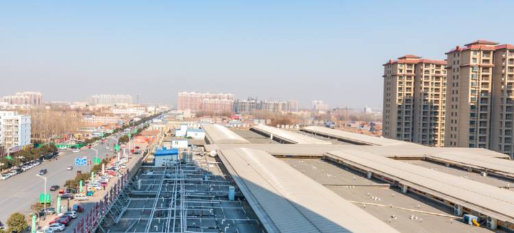 清丰华悦国际酒店(亿洲城市广场小冶家超市店)图片