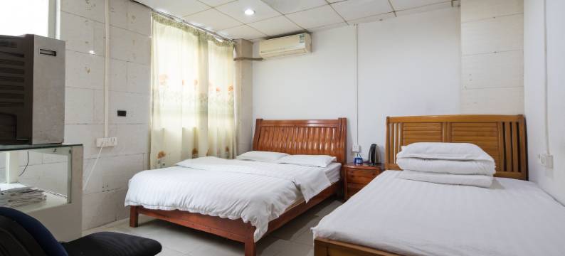 广州港龙住宿(龙归地铁站店)图片