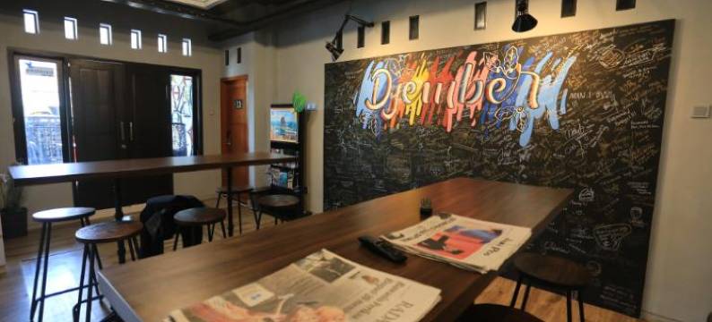 盒子里胶囊旅馆(InnBox Capsule Hotel)图片